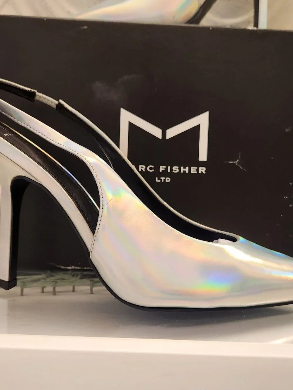 Marc Fisher Leather 